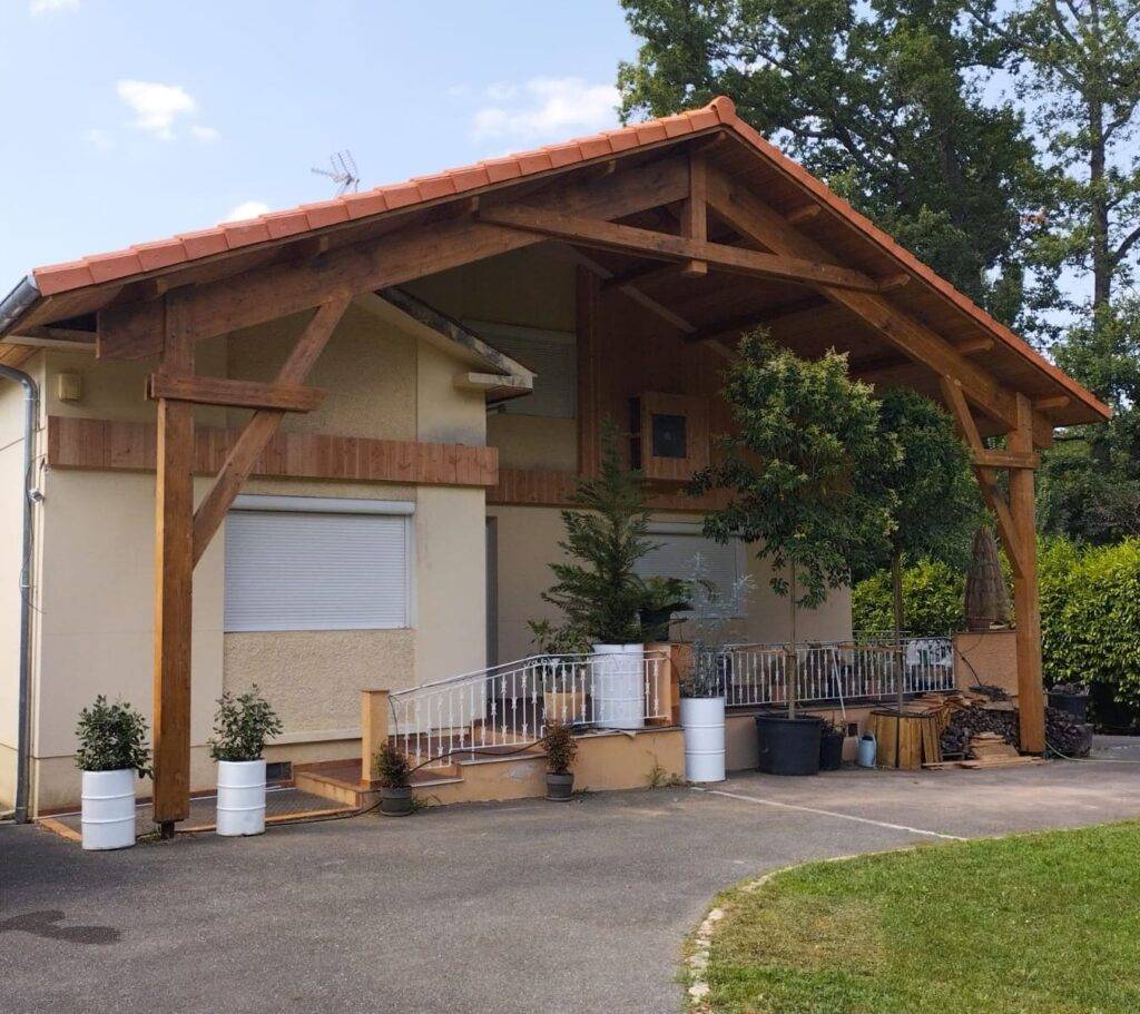 Charpente - Construction bois - Couverture - Zinguerie | Toulouse & Haute-Garonne (31)